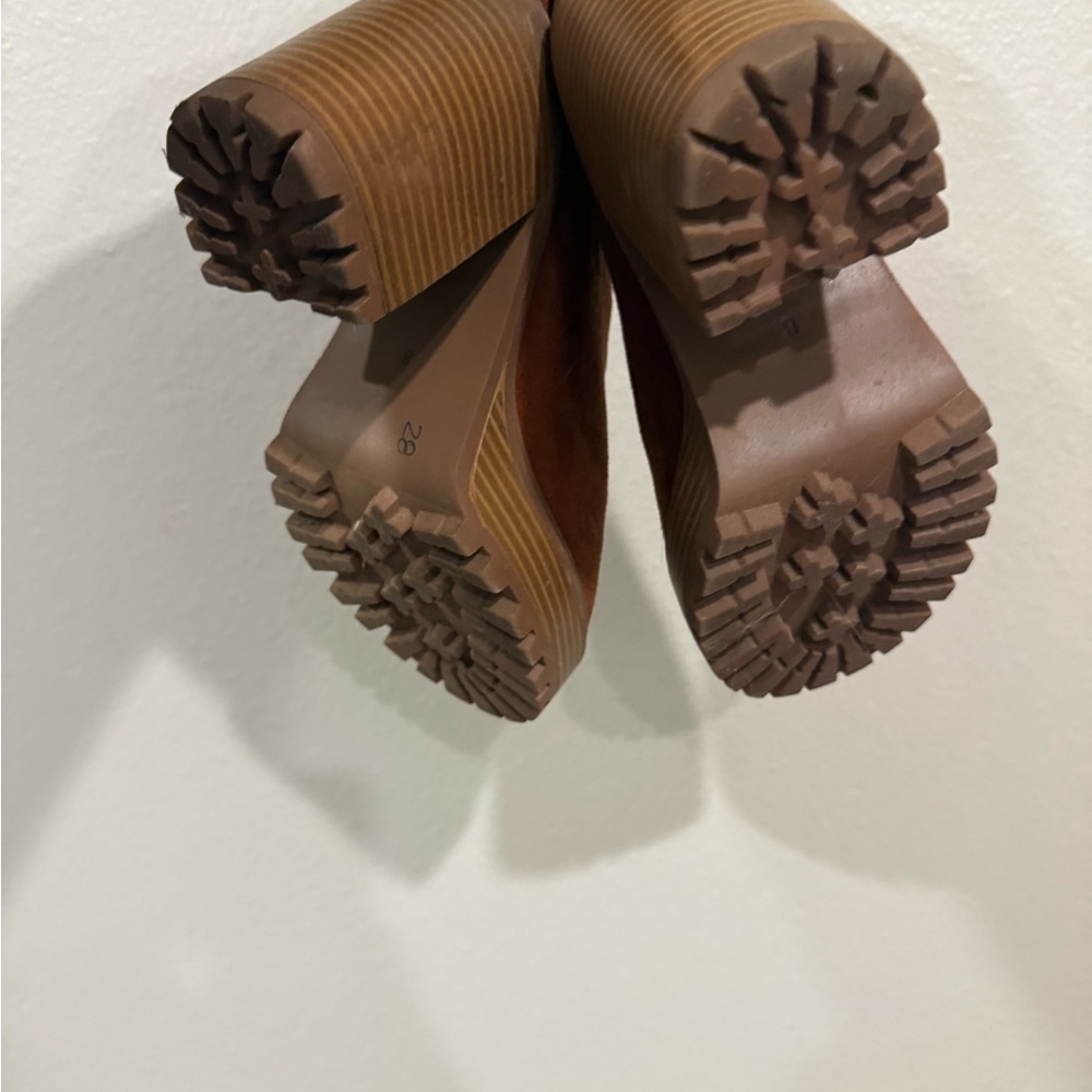 Diba Tan Suede Platform Boots 8 - Picture 4 of 5